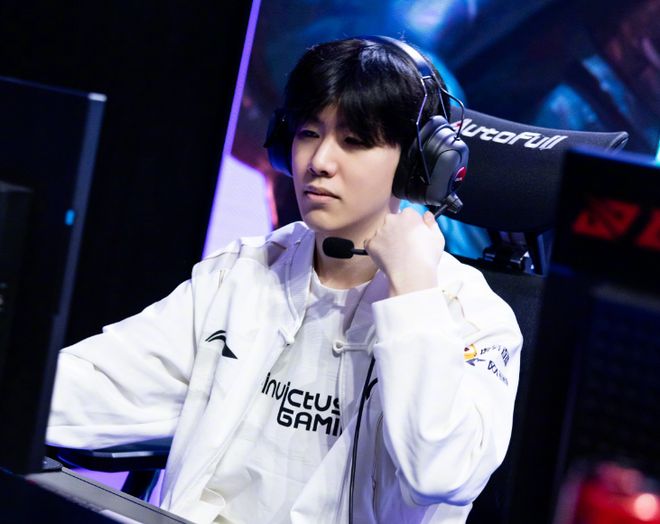 的身上看到 的身上看到